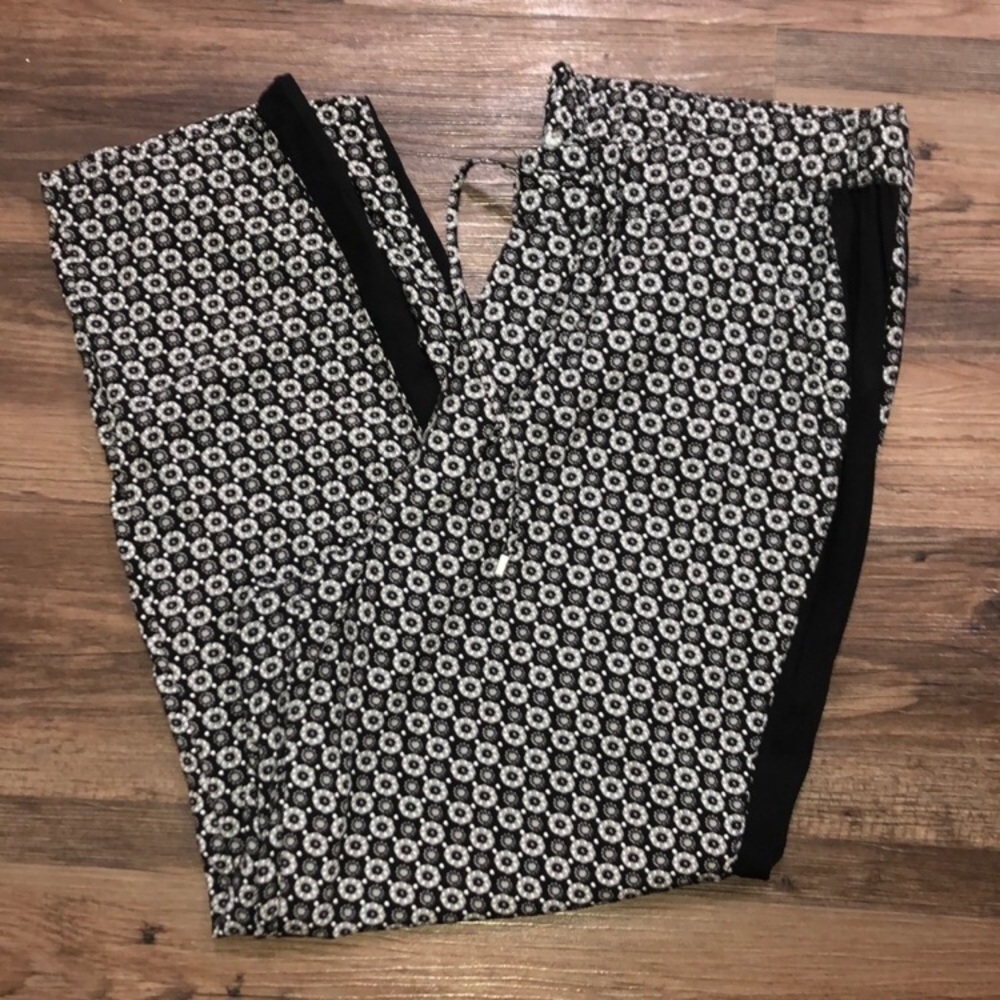 Old Navy Side Striped Patterned Pant